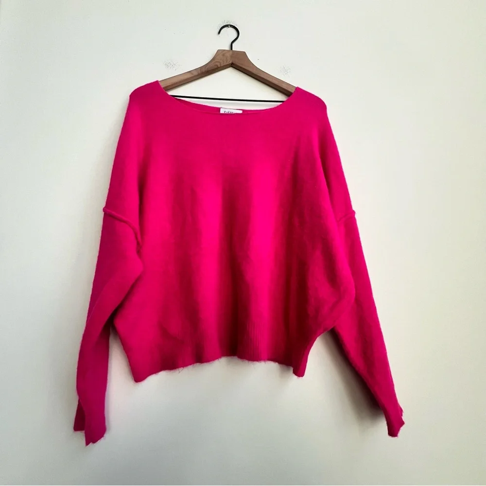 Evereve Rochelle Off Shoulder Pullover Sweater Fushia Pink Medium Relaxed Soft - Picture 5 of 16